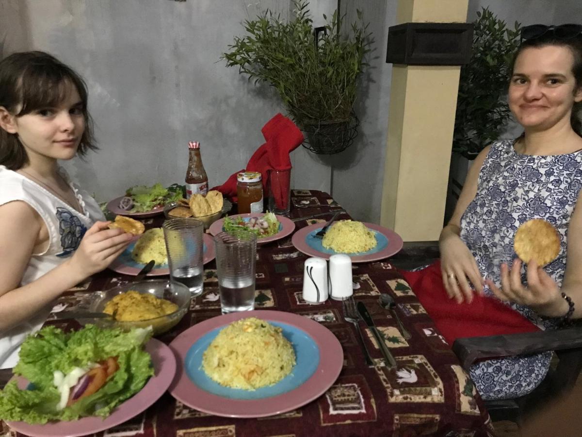 Vero Homestay Galle- Your Home Away From Home! المظهر الخارجي الصورة
